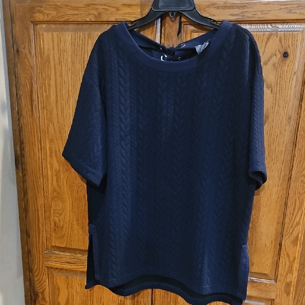Lysse Navy Blue Textured Blouse